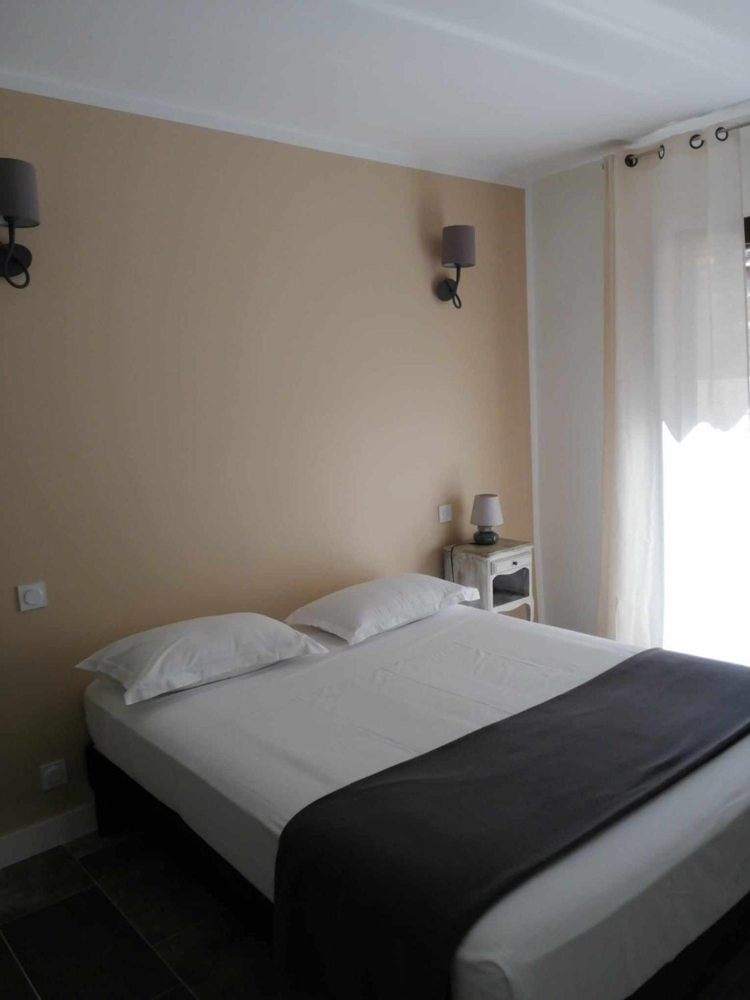 Auberge Ferayola Galeria  Buitenkant foto