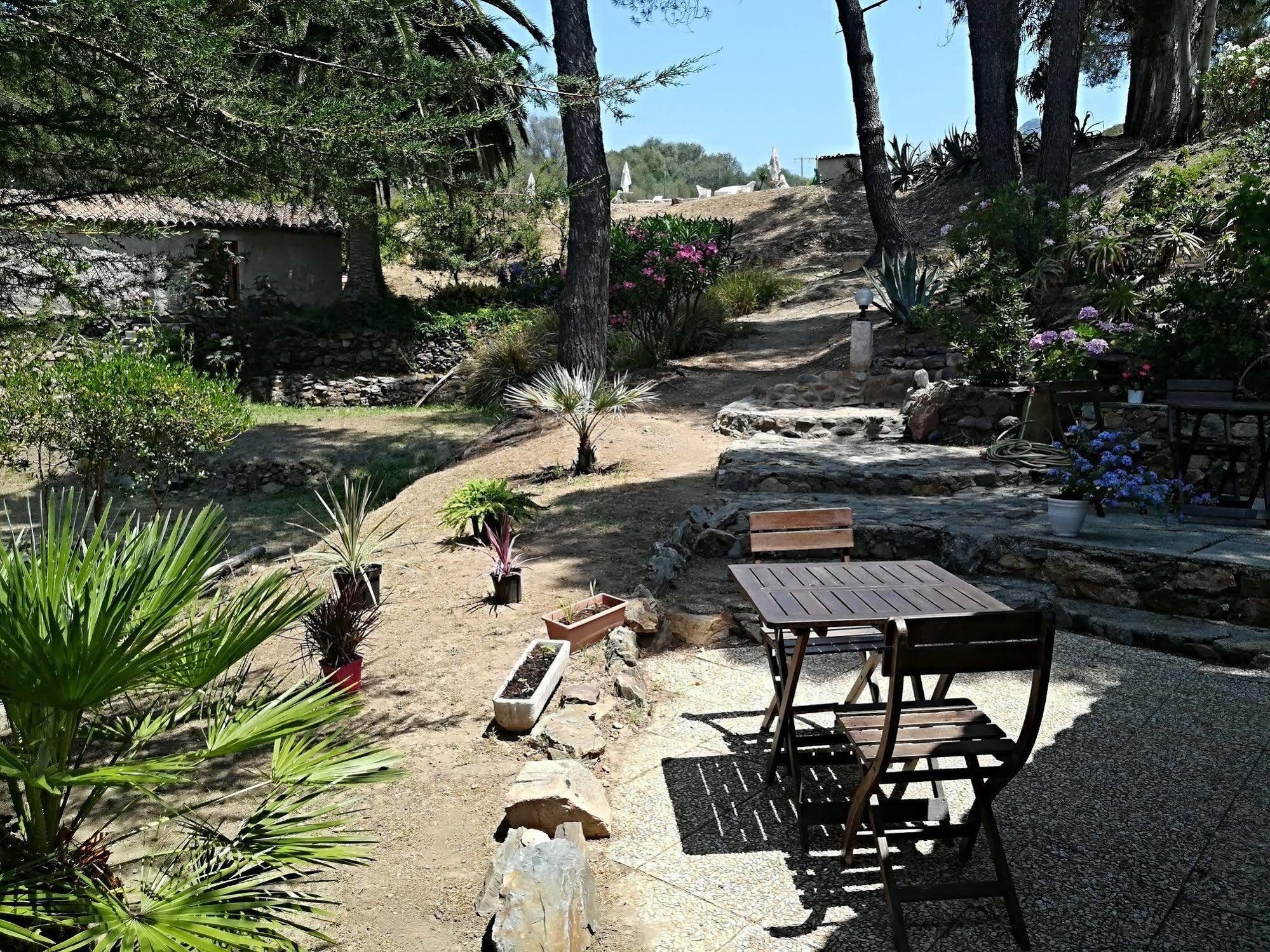 Auberge Ferayola Galeria  Buitenkant foto